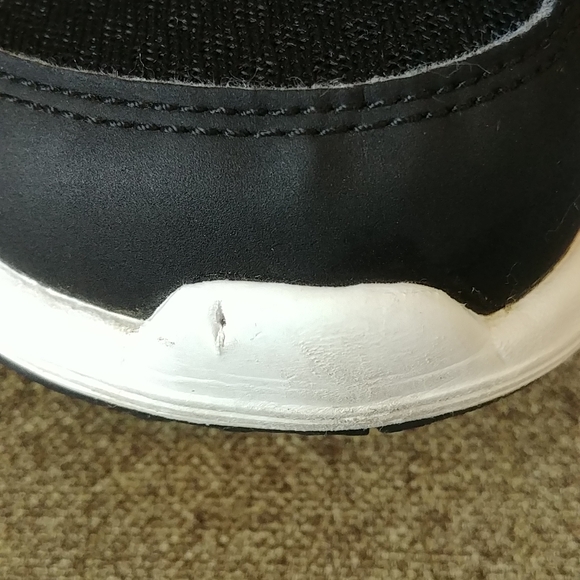 ADIDDAS/O, SIZE US 9, BLACK COLOR, GOOD CONDITION with some marks (see pictures) - Picture 4 of 14